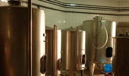 bodegaslittlehousewine2