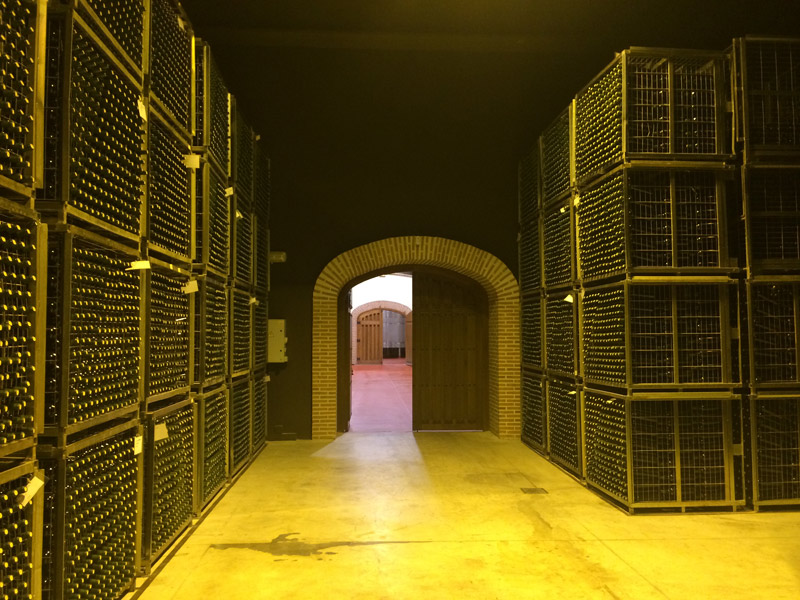 avelino_bodegas_botellero