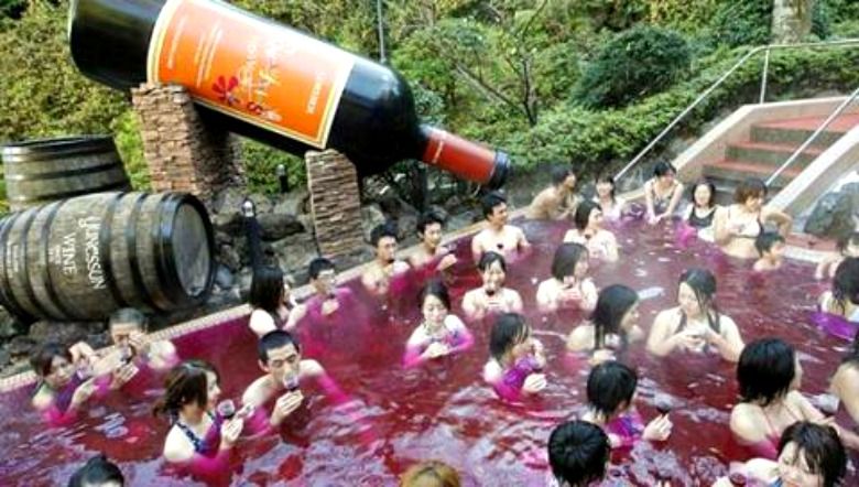 News image Wine Pool