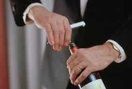 Imagen de la noticia El Descorche. Al restaurante con nuestro vino.