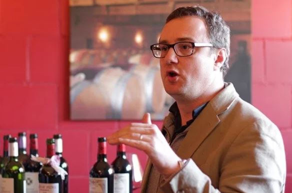 Imagen de la noticia Neal Martin crítico de The Wine Advocate se incorpora a Vinous