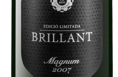 News image Sale al mercado un cava con un diamante incorporado