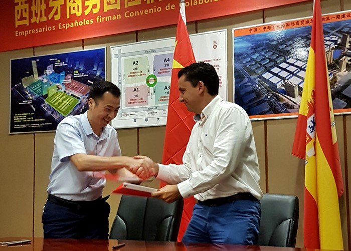 News image Una bodega española único proveedor oficial de vinos de un megacentro comercial en China