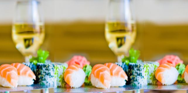 News image Sushi y vino blanco japonés