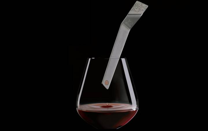 News image La llave que envejece el vino con solo tocarlo